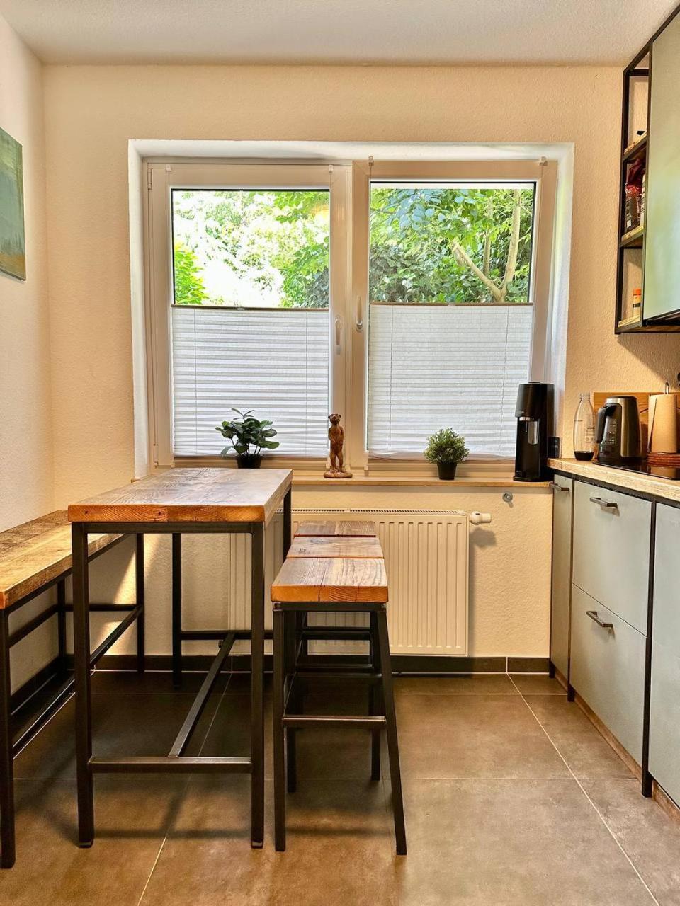 Grosses City-Ferienhaus Mit Terrasse, Grill Und Parkplatz F19 Oldemburgo Exterior foto
